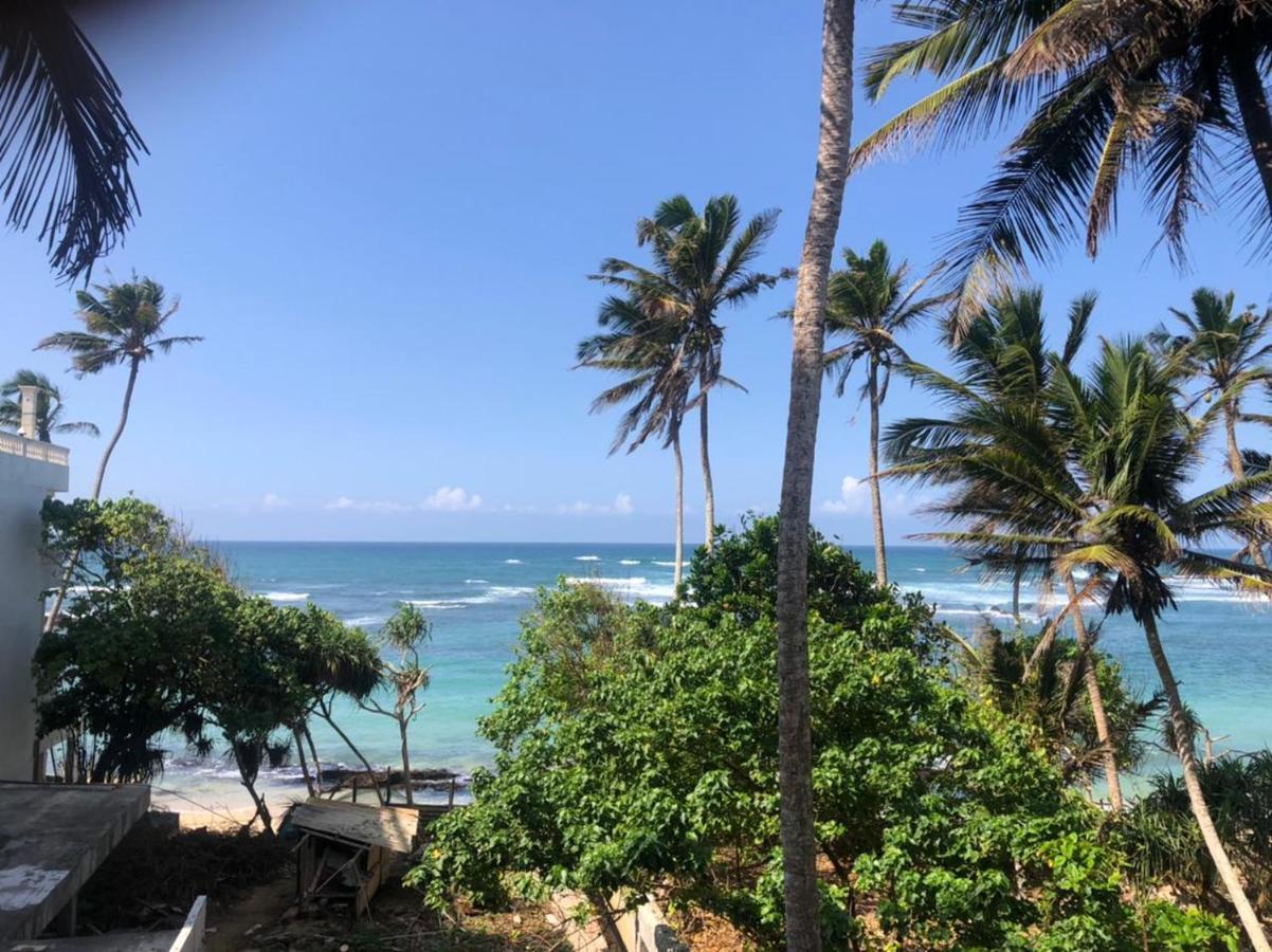Sunray Rest - Beach View Homestay Mirissa Exterior foto